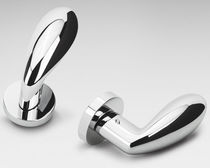 Tirador de puerta / de latón / contemporáneo...