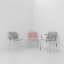 Silla contemporánea / de tejido / con base...