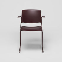Silla contemporánea / apilable / patín /...