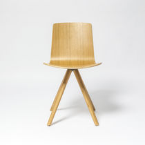 Silla contemporánea / tapizada / con reposabrazos...