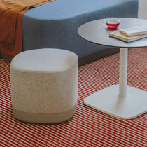 Puf contemporáneo / de tejido / de aluminio...