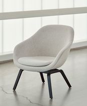 Sillón contemporáneo / de tejido / de madera...