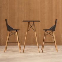 Silla de bar de diseño original / con reposapiés...