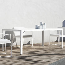 Mesa contemporánea / de vidrio / de porcelana...
