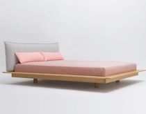 Cama de matrimonio / contemporánea / con...