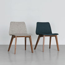 Silla contemporánea / de roble / de contrachapado...