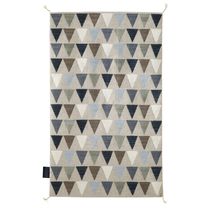Alfombra contemporánea / con motivos decorativos...