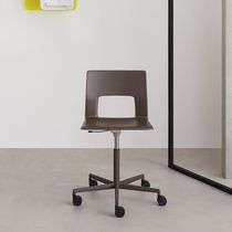 Silla contemporánea / de poliuretano / con...