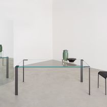 Mesa contemporánea / de vidrio / con base...