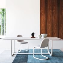 Mesa contemporánea / de MDF / con base de...