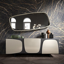 Espejo de pared / contemporáneo / de madera...