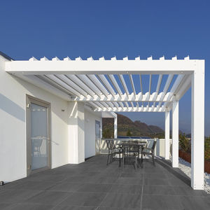 pérgola adosada