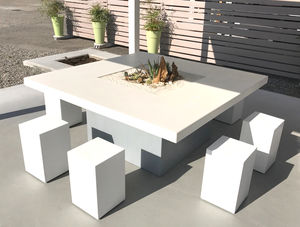 mesa contemporánea