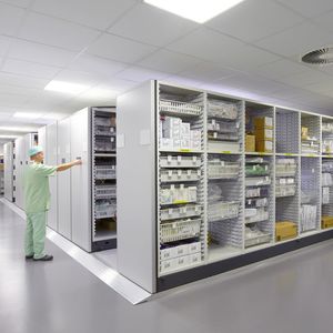 estantería móvil para almacenamiento