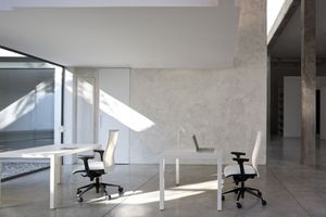 silla de oficina contemporánea