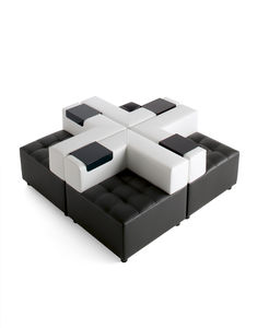 sofá contemporáneo / de cuero / para edificio público / 2 plazas