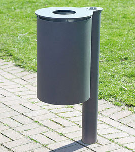 cubo de basura público