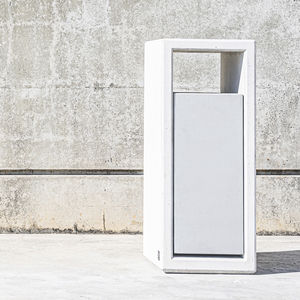 cubo de basura público