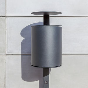 cubo de basura público