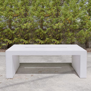 mesa contemporánea