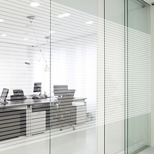 vinilo decorativo para aplicación en cristal