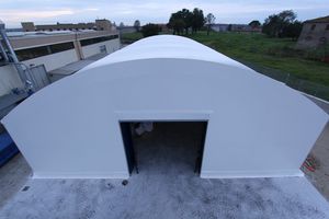 tensoestructura sobre armazón metálico