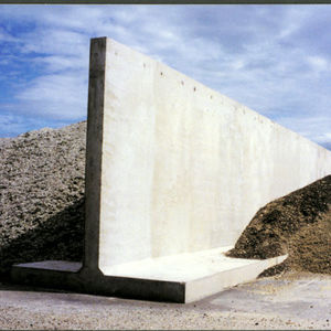 muro de contención de hormigón armado