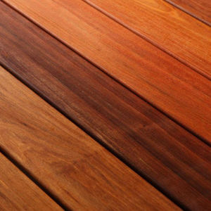 parquet macizo / para pegar / de madera de frondosa / tintado
