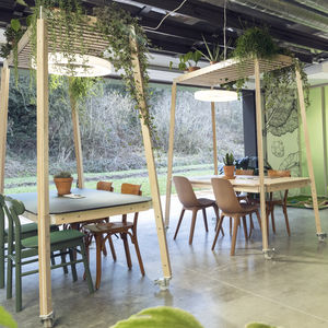 mesa de reuniones contemporánea