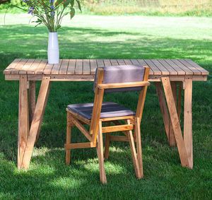 mesa contemporánea