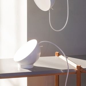 lámpara de mesa