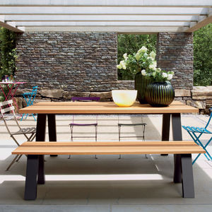 mesa contemporánea