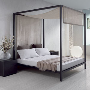 cama con dosel