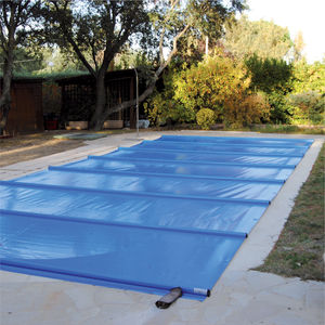 cubierta para piscina con barras