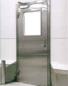 puertas industriales abatibles