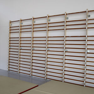 espaldera de madera