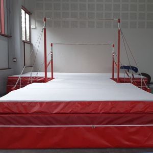 colchoneta de caída para gimnasia