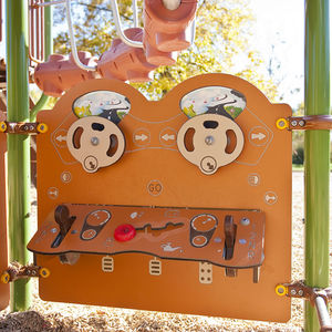 panel de juego con volante