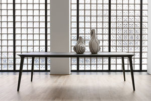 mesa contemporánea