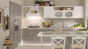 cocina clásica / de madera / con asideros
