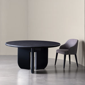 mesa de comedor contemporánea
