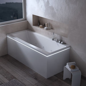 bañera back to wall