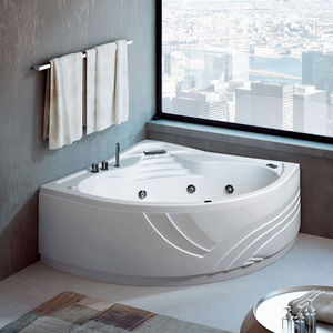bañera de esquina