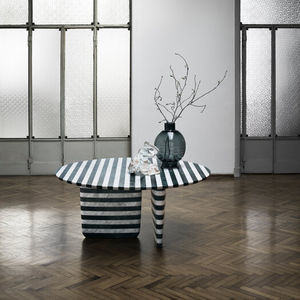 mesa contemporánea