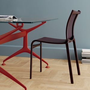 silla contemporánea
