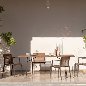 mesa contemporánea