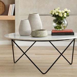 mesa de centro de estilo industrial