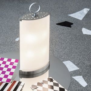 lámpara de mesa