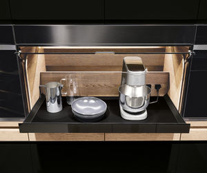 contenedor con compartimentos de madera