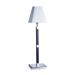 lámpara de mesa